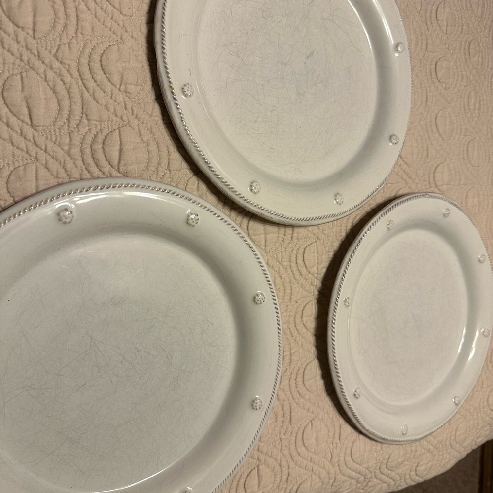 Set of 3 Juliska Berry & Thread Whitewash Dinner Plates